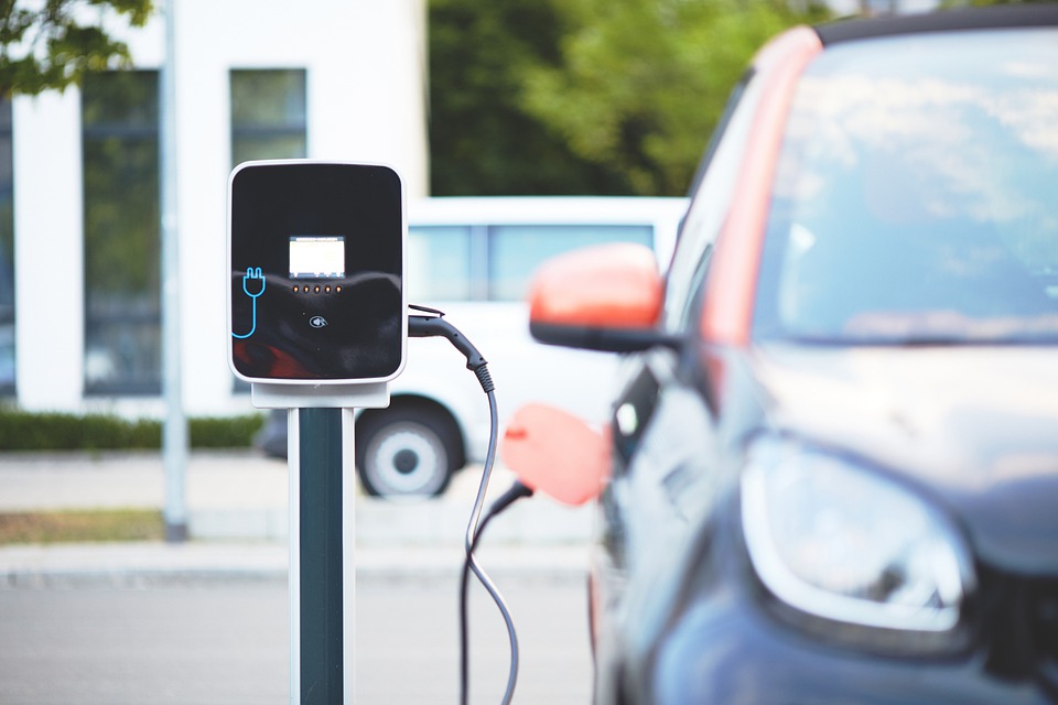 Voiture 100 % électrique : laquelle choisir ?