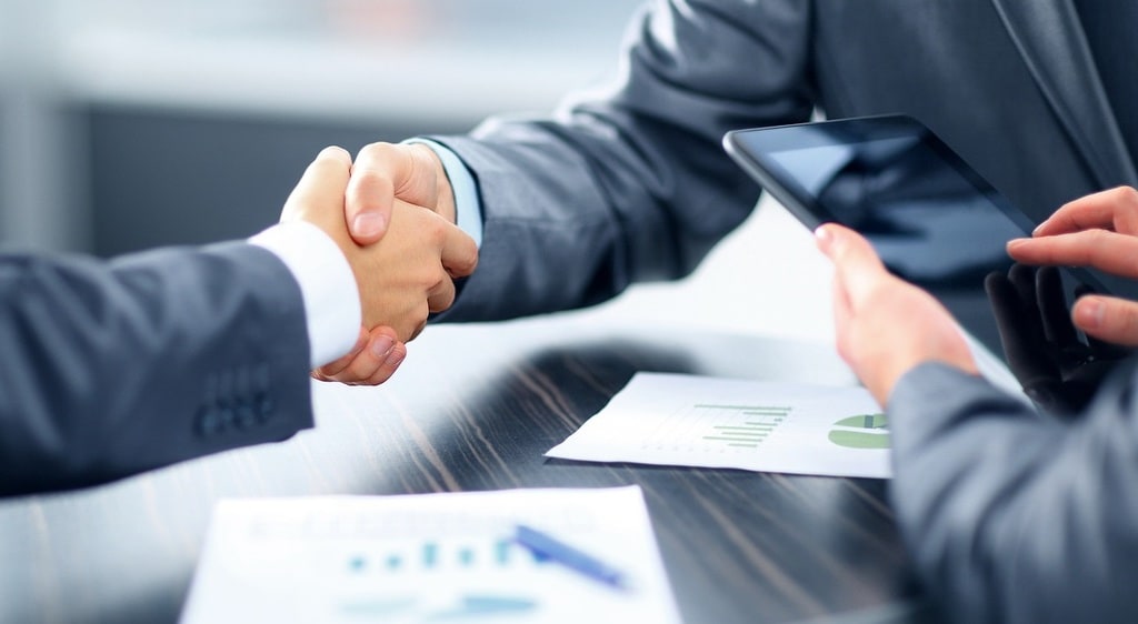 Entrepreneuriat en solo : naviguer entre défis et opportunités